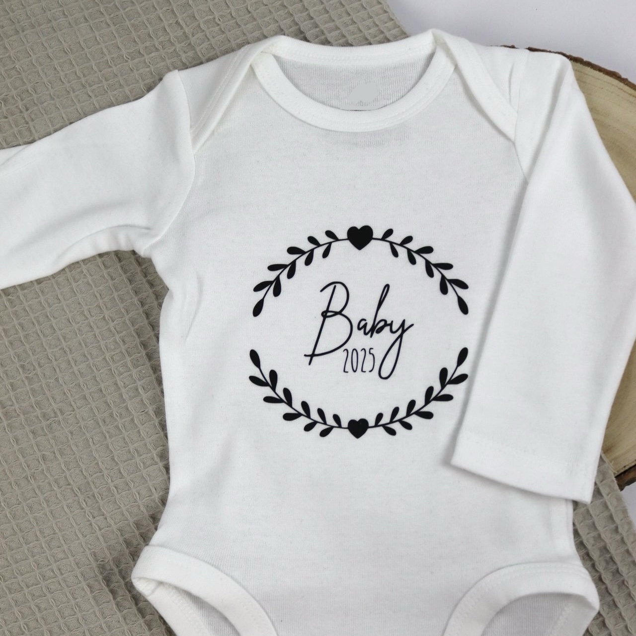 Babybody "Baby + Jahreszahl"